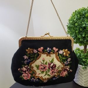 Beautiful Vintage Handbag